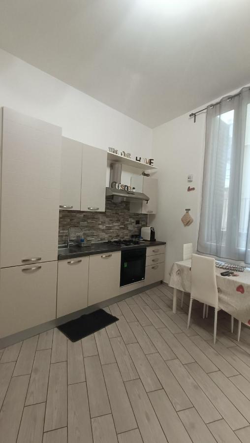 Apartamento Il Filo Di Claudia Savona Exterior foto