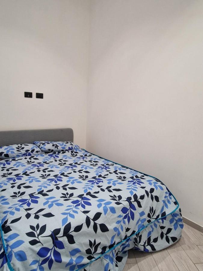 Apartamento Il Filo Di Claudia Savona Exterior foto