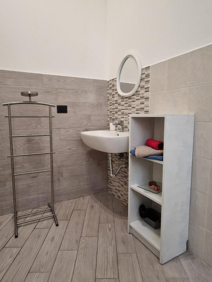 Apartamento Il Filo Di Claudia Savona Exterior foto
