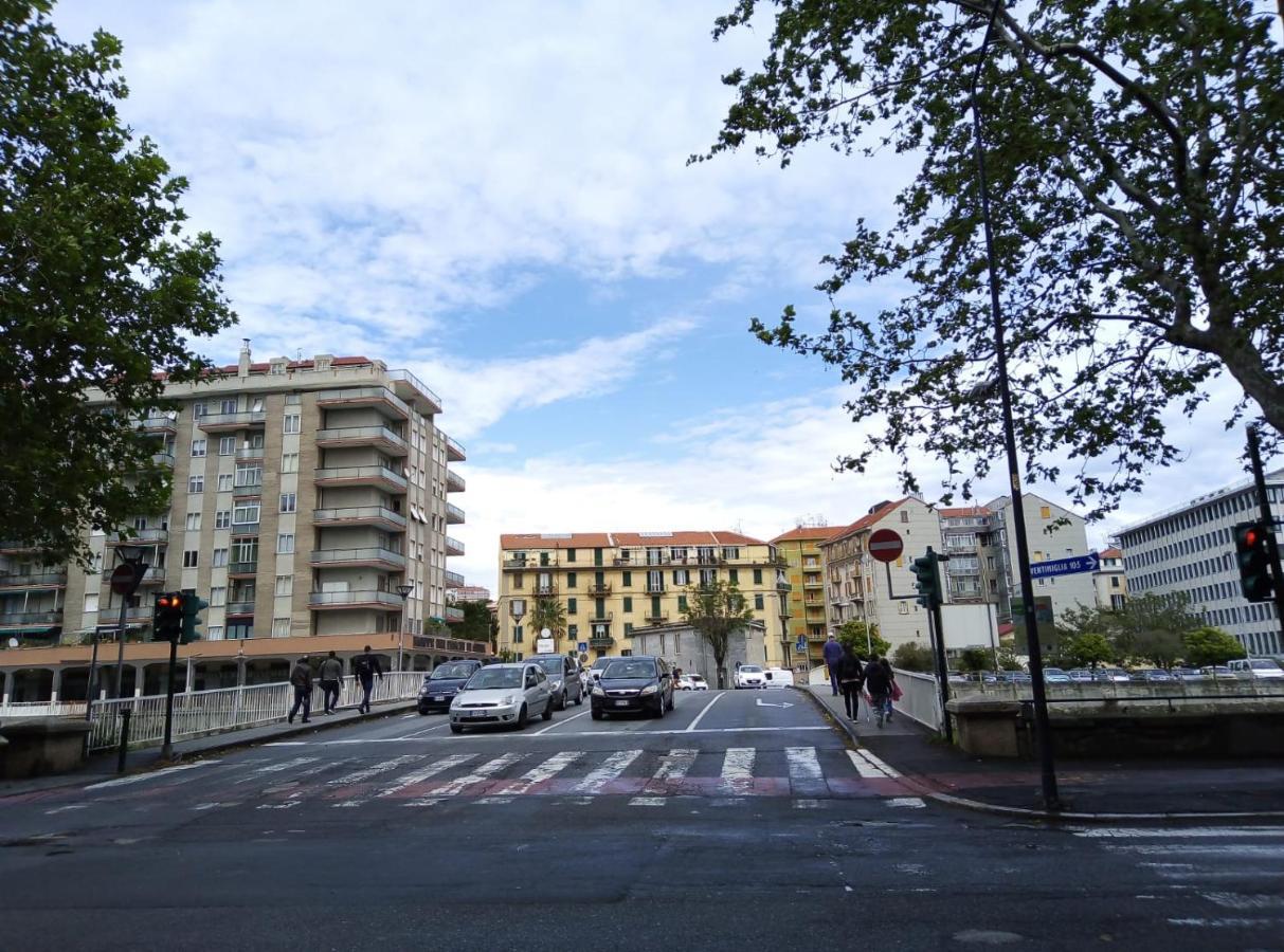 Apartamento Il Filo Di Claudia Savona Exterior foto